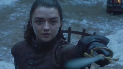 image de la news Game of Thrones : Maisie Williams fait de sanglants adieux à la série