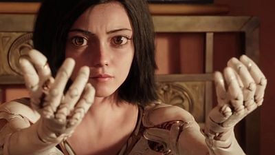 image de la news Nouvelle bande-annonce Alita Battle Angel : la cyborg se rebelle et dévoile d'incroyables aptitudes au combat