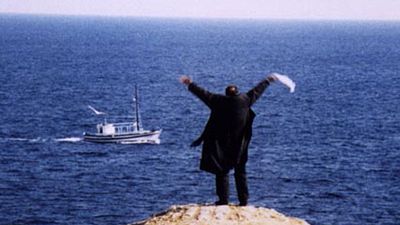 image de la news Des archives du cinéaste Théo Angelopoulos détruites par les incendies en Grèce