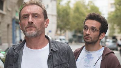 image de la news Bande-annonce Voyez comme on danse : Michel Blanc orchestre une valse grinçante dans la suite d'Embrassez qui vous voudrez ?