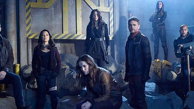 image de la news Les Agents du S.H.I.E.L.D. Saison 5 : les supers-héros piégés dans un étrange vaisseau sur serieclub