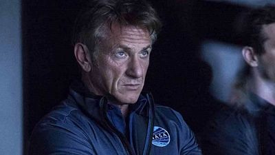 image de la news The First : La série spatiale du créateur de House of Cards a-t-elle réussi son décollage auprès de la presse US ?