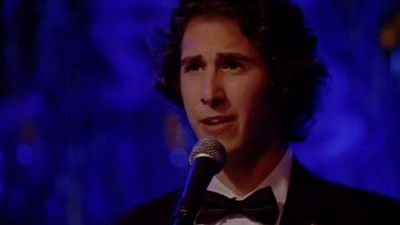 image de la news The Good Cop : saviez-vous que Josh Groban avait débuté en tant qu'acteur dans Ally McBeal ?