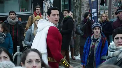 image de la news Shazam ! : le super-héros combat le Mal et se paye des bières dans le spot TV du prochain film DC Comics