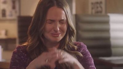 image de la news Grey's Anatomy saison 15 : Jo affronte sa mère dans le teaser du "puissant" épisode 19