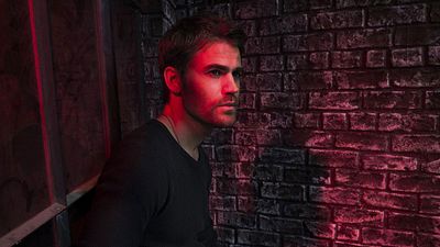 image de la news Tell Me A Story saison 2 : Paul Wesley de retour, les princesses à l'honneur