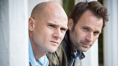 image de la news La Promesse de l'eau sur France 2 : c'est quoi ce téléfilm avec Nicolas Gob et Thomas Jouannet ?