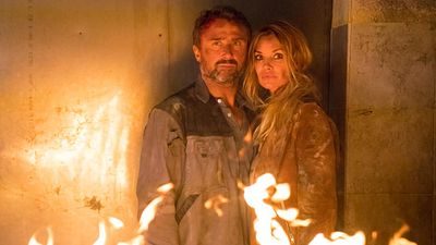 image de la news Demain nous appartient : Chloé et Alex pris au piège sur les photos de l'incendie