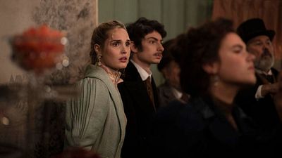 image de la news Le Bazar de la charité : comment a été tourné l'incendie spectaculaire ?