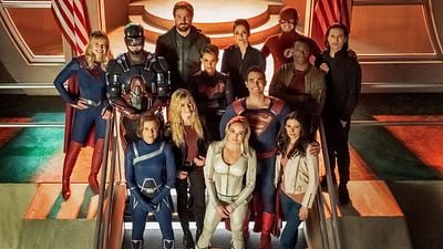 image de la news Arrow : tout ce qu'il faut savoir sur le crossover Crisis on Infinite Earths en deux parties