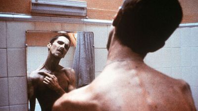 image de la news Christian Bale : comment l'acteur a perdu 28 kilos pour The Machinist