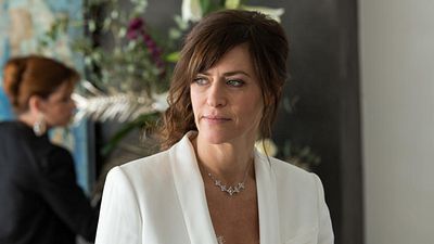 image de la news Demain nous appartient : son intrigue préférée, ses séries culte... Anne Caillon (Flore) nous dit tout