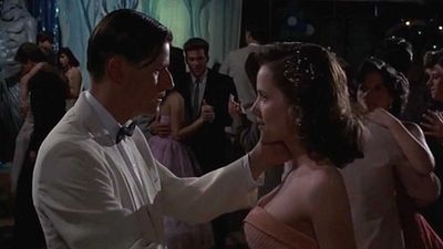 image de la news Retour vers le futur : pourquoi les parents de Marty ne se souviennent-ils pas de lui ?