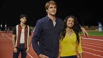 image de la news The Kissing Booth 2 (Netflix) : qui sont Taylor Zakhar Perez (Marco) et Maisie Richardson-Seller (Chloé) ?