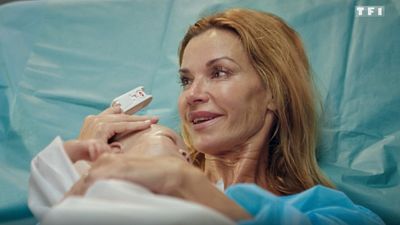 image de la news Demain nous appartient : un bébé bionique utilisé pour l'accouchement de Chloé !