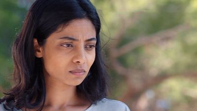 image de la news Demain nous appartient : Rani Bheemuck (Lou) réagit à la mort de Chemsa