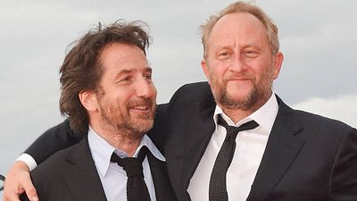 image de la news Adieu Paris : Edouard Baer fait la fête avec Benoît Poelvoorde dans le teaser de son prochain film