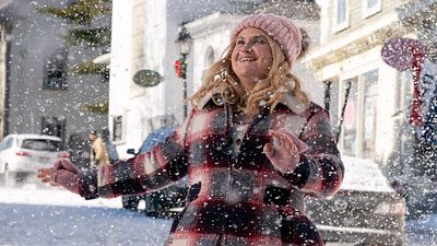 image de la news 7 bonnes fées à voir sur Disney+ : Marraine ou presque, Cendrillon…