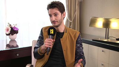 image de la news Fermeture des cinémas : la réaction de Pierre Niney au micro d'AlloCiné