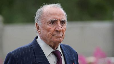 image de la news Mort de Claude Brasseur : saviez-vous qu'il avait remporté le Paris-Dakar ?