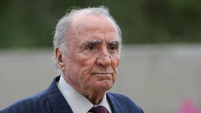 image de la news Quand Claude Brasseur commentait sa carrière pour AlloCiné, de Godard à Onteniente