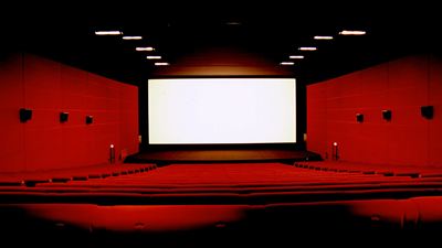 Cinéma : réouverture des salles le 7 janvier "très peu probable" selon Gabriel Attal