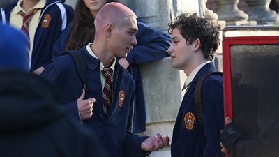 image de la news Gossip Girl : les héros du reboot se dévoilent sur de nouvelles photos