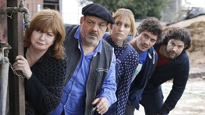 image de la news 100% bio sur France 3 : saviez-vous que Christian Clavier et Josiane Balasko devaient jouer dans le film ?