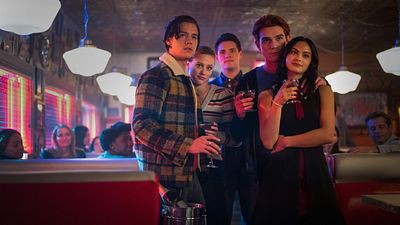 image de la news Riverdale, Walker, The Flash... La CW renouvelle 12 de ses séries
