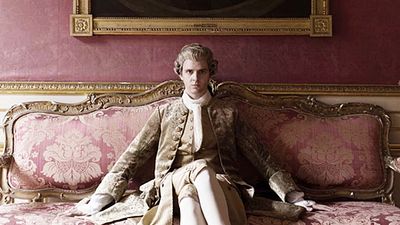 image de la news Les Aventures du Jeune Voltaire sur France 3 : que vaut la série historique sur la jeunesse de l'écrivain des Lumières ?