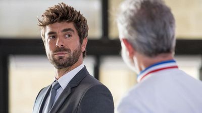 image de la news Ici tout commence : Lisandro (Agustin Galiana) bientôt en couple avec une élève ? [SPOILERS]