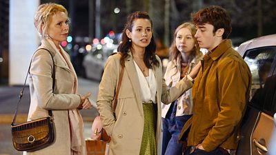 image de la news Clem saison 11 : Lucie Lucas et Thomas Chomel réagissent au bébé surprise de [SPOILER]