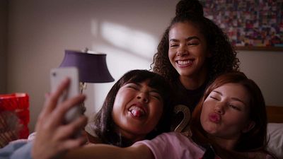 image de la news Ginny & Georgia : Netflix lui offre une saison 2