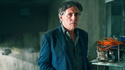 La Guerre des Mondes sur Canal+ : "La véritable menace ne vient pas des aliens, elle vient de l'humanité" pour Gabriel Byrne 