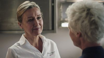 image de la news Ici tout commence : la relation entre Claire et Olivia va-t-elle durer ? Catherine Marchal répond