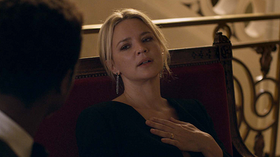 image de la news Bande-annonce Madeleine Collins : après Benedetta, Virginie Efira mène une double vie