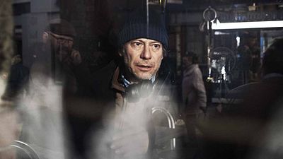 image de la news Serre Moi Fort : Mathieu Amalric nous dévoile sa nouvelle réalisation émouvante