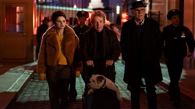 image de la news Only Murders in the Building sur Disney+ : que vaut la comédie policière avec Selena Gomez ?