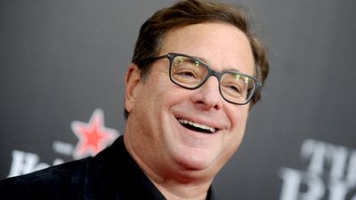 image de la news Mort de Bob Saget : John Stamos, Jim Carrey, Josh Gad... Les stars lui rendent hommage