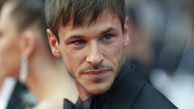 image de la news Gaspard Ulliel : l'acteur préparait une série avec Vincent Lindon par le réalisateur d'Illusions Perdues