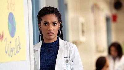image de la news New Amsterdam : Freema Agyeman (Helen) quitte la série avant la saison 5
