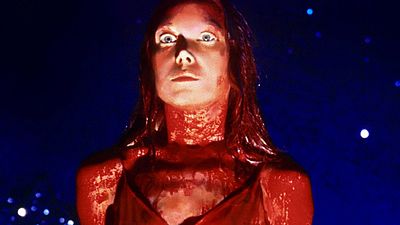 image de la news Stephen King : qui est le père de Carrie ? Des fans ont une théorie intéressante !