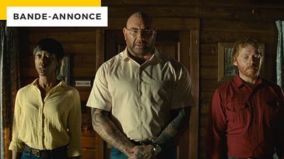 image de la news Dave Bautista chez M. Night Shyamalan : la bande-annonce inquiétante de l'horrifique Knock at the Cabin