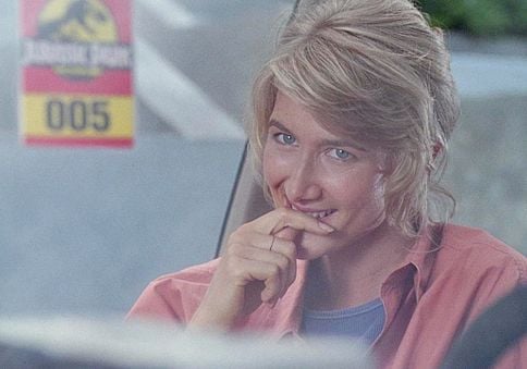 image de la news "Tu dois faire ce film !" : Laura Dern n'aurait sans doute jamais joué dans Jurassic…