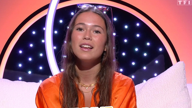image de la news Secret Story (portrait) : qui est Perrine, la candidate en couple avec Maxence ?