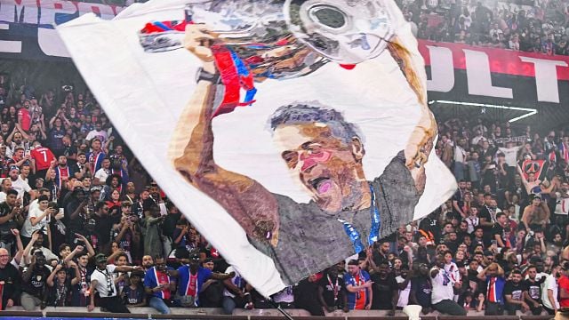 image de la news Après Le Bus, Netflix devait diffuser un documentaire évènement sur le meilleur club du monde... Mais une mauvaise nouvelle est tombée !
