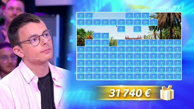 image de la news Les 12 Coups de midi : l'étoile mystérieuse est un secret bien gardé, qui connaît l'identité de la star qui s'y cache ?