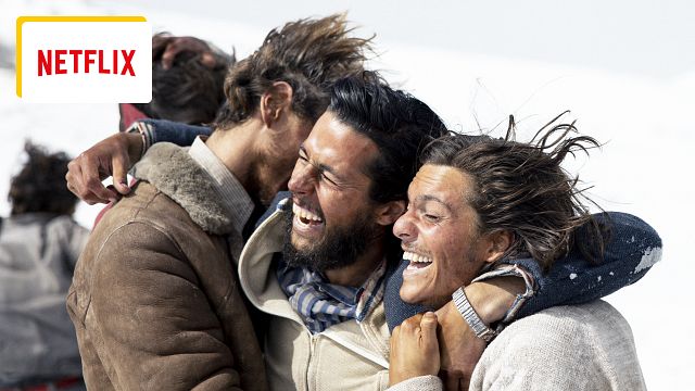 image de la news 12 César espagnols pour Le Cercle des neiges : le film Netflix triomphe aux Goyas