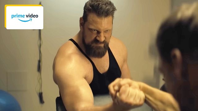image de la news "Sept repas par jour pour tenir le coup" : qui est le colosse face à Reacher dans la saison 3 ?