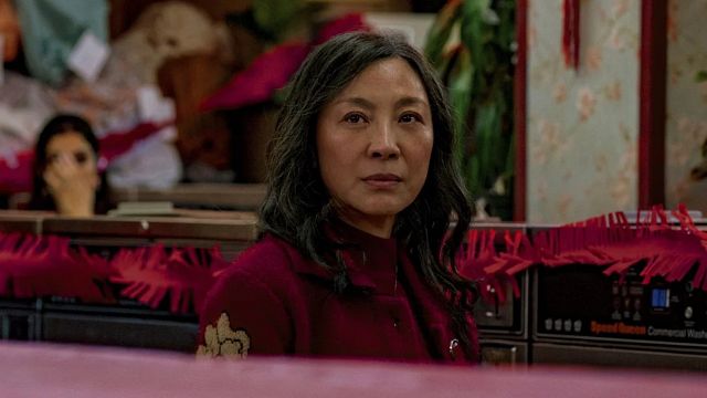 image de la news "Ils me parlaient très fort et très lentement" : Michelle Yeoh raconte sa mauvaise expérience à Hollywood